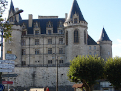 Discover La Rochefoucauld, Charente